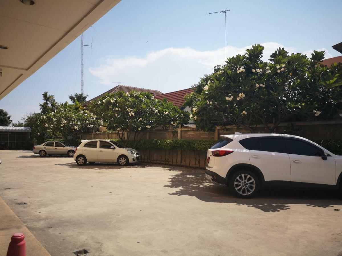 Hotel Sab Suwarn Mansion Suphan Buri Exteriér fotografie